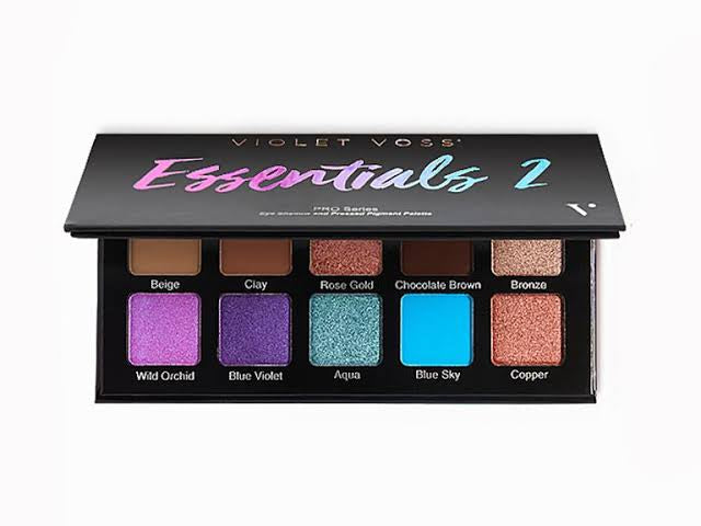 Violet Voss essentials 2 palette