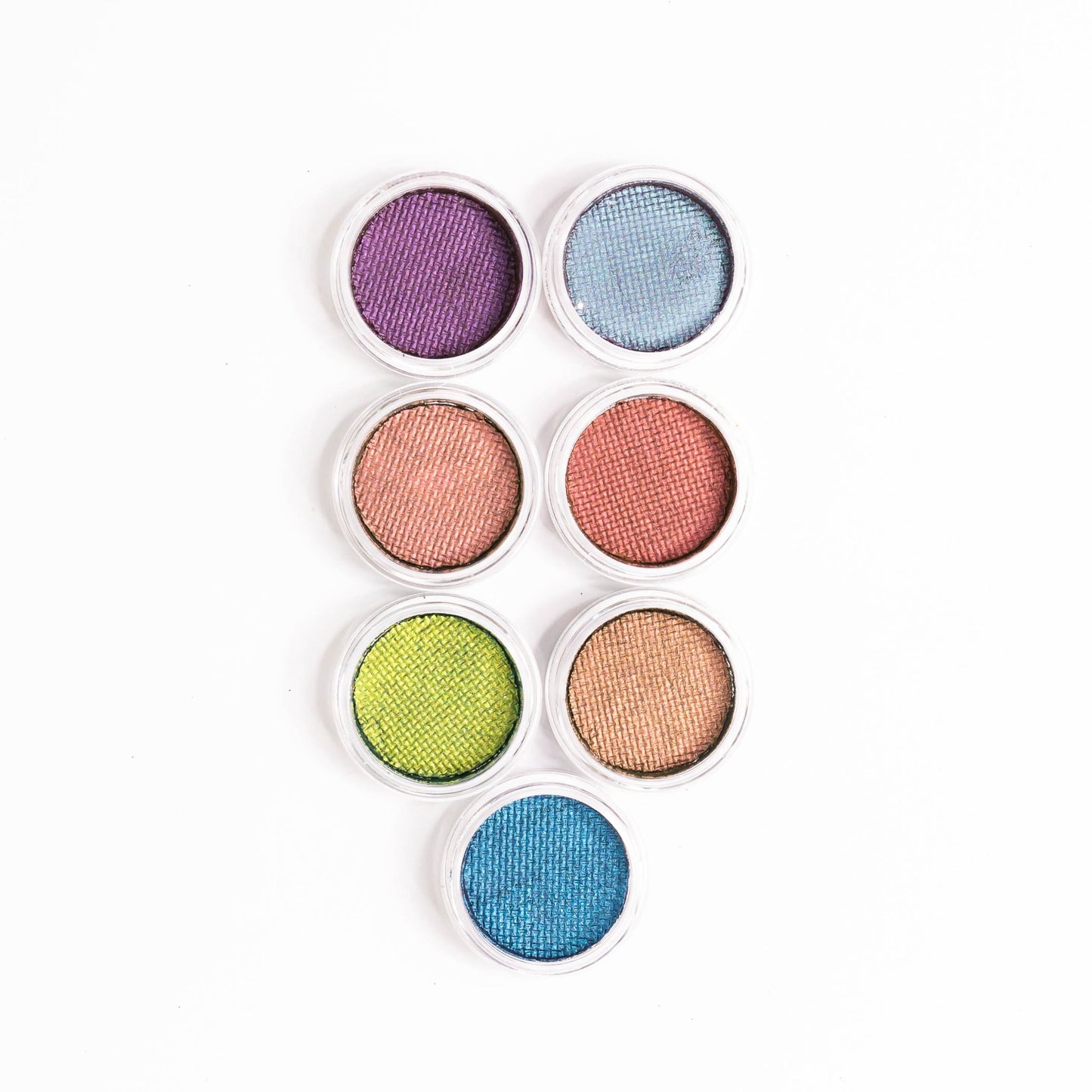 Zaaki Zaaki duo chrome water activated eyeliner. 6 piece top view with white background